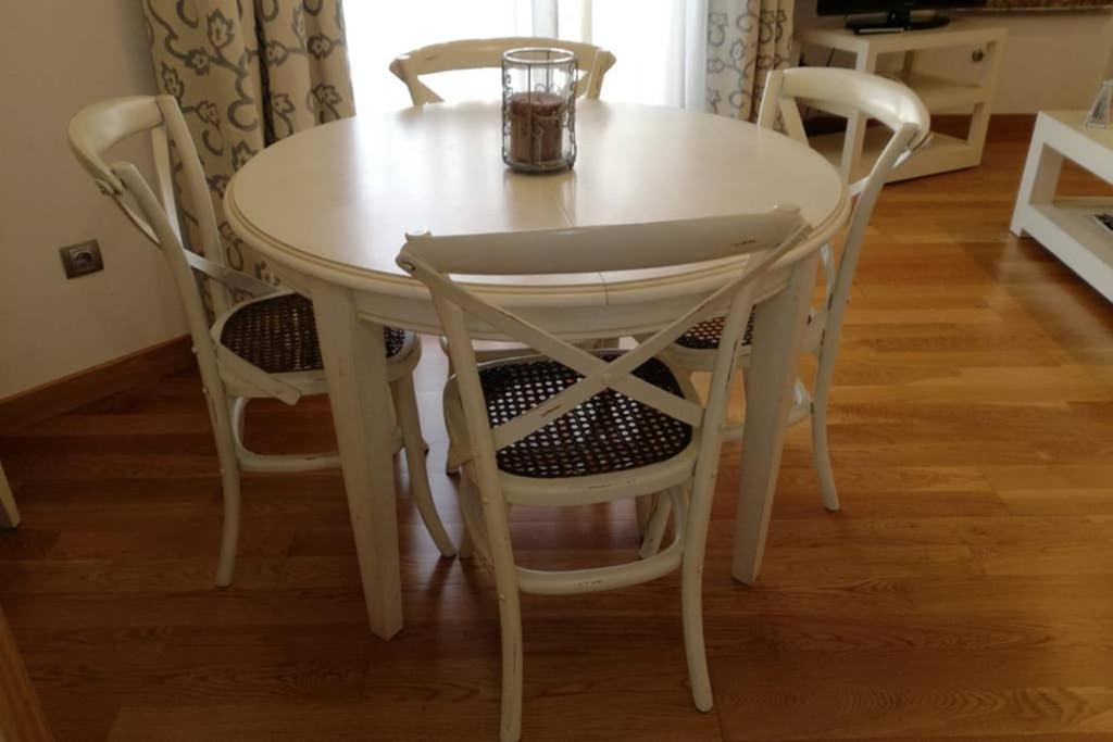 Sanxenxo, 30 Metros Playa, Céntrico. Appartement